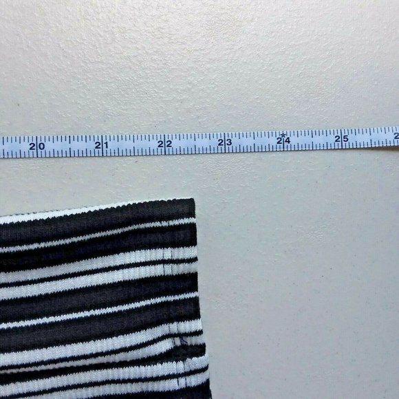 ☆☆SOLD☆☆ Xhilaration Plus Size Cropped Jumpsuit - Picture 8 of 11